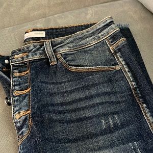 Kancan skinny jeans. Gently used